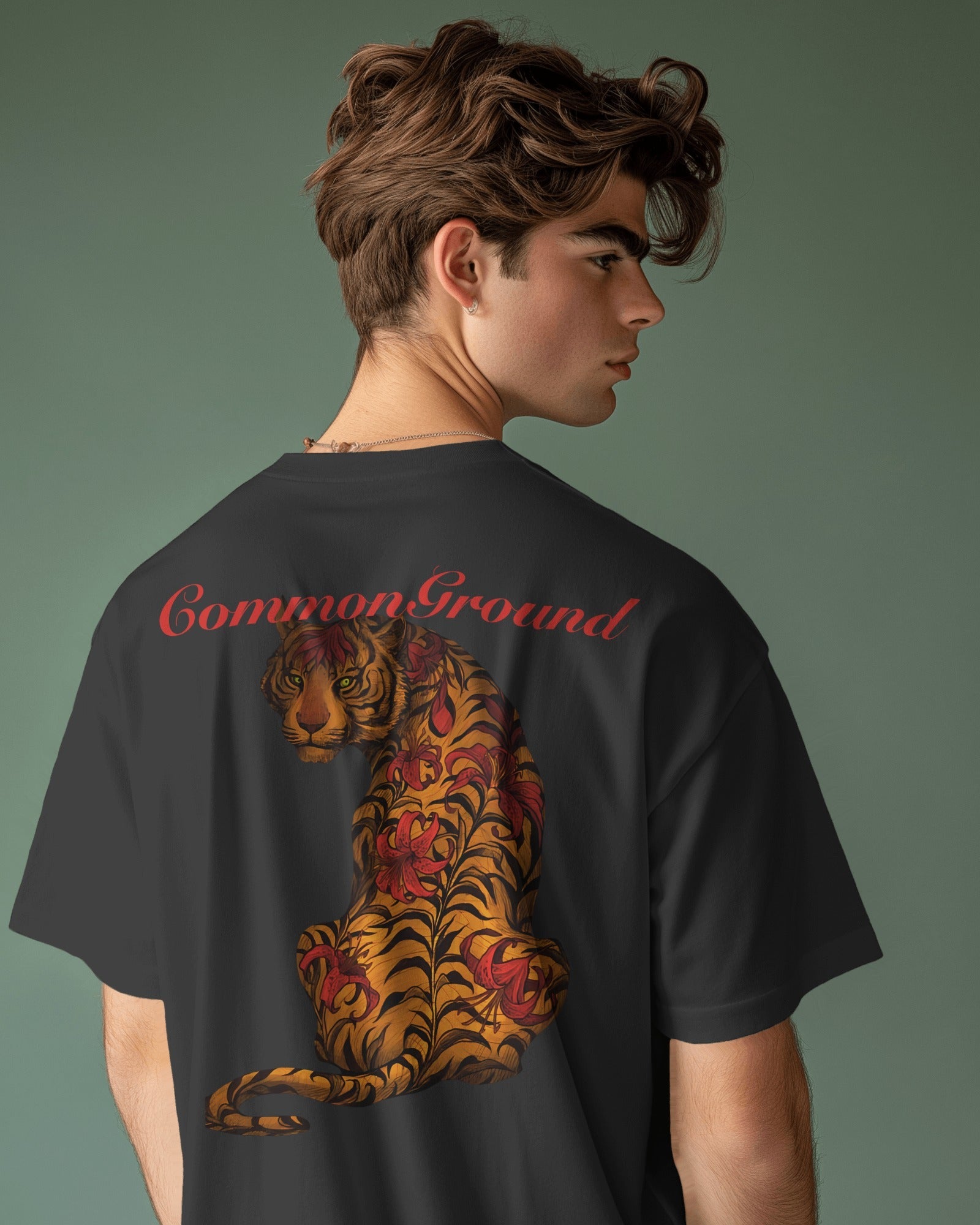 TIGER OVERSIZED T - SHIRT - COMMONGROUND
