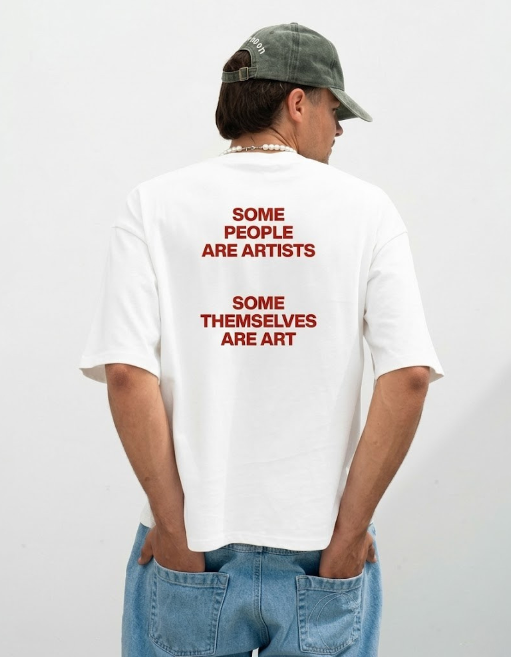 ARTISTS OVERSIZED T-SHIRT