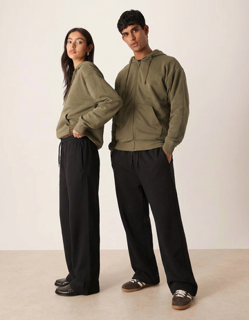 HEAVY-WEIGHT COMFY BLACK SWEATPANTS