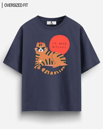 I'M BACK BI*CHES OVERSIZED T - SHIRT - COMMONGROUND