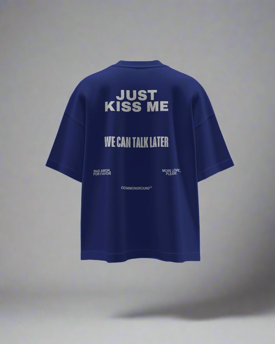 KISS ME OVERSIZED T - SHIRT - COMMONGROUND