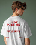 KISS ME OVERSIZED T - SHIRT - COMMONGROUND