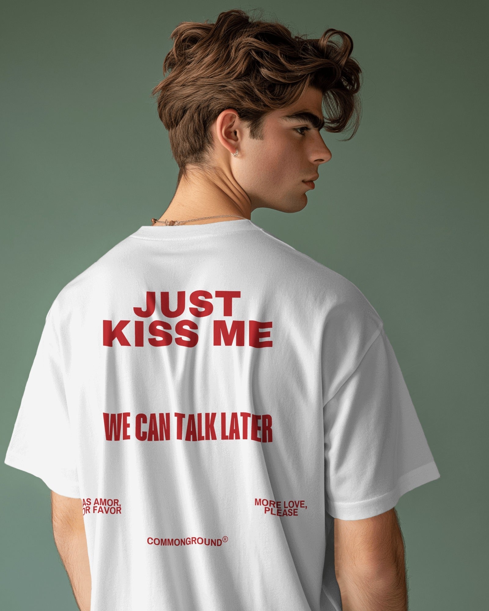 KISS ME OVERSIZED T - SHIRT - COMMONGROUND
