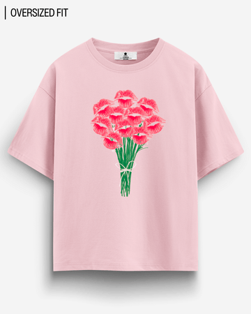 KISSES OVERSIZED T - SHIRT - COMMONGROUND