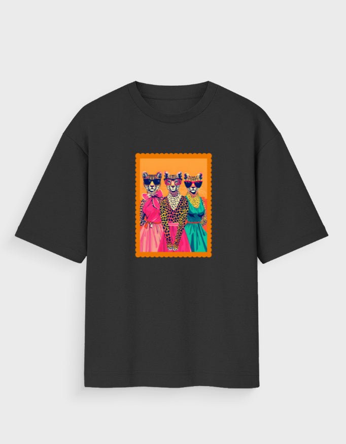 THREE WISE LADIES OVERSIZED T - SHIRT - COMMONGROUND