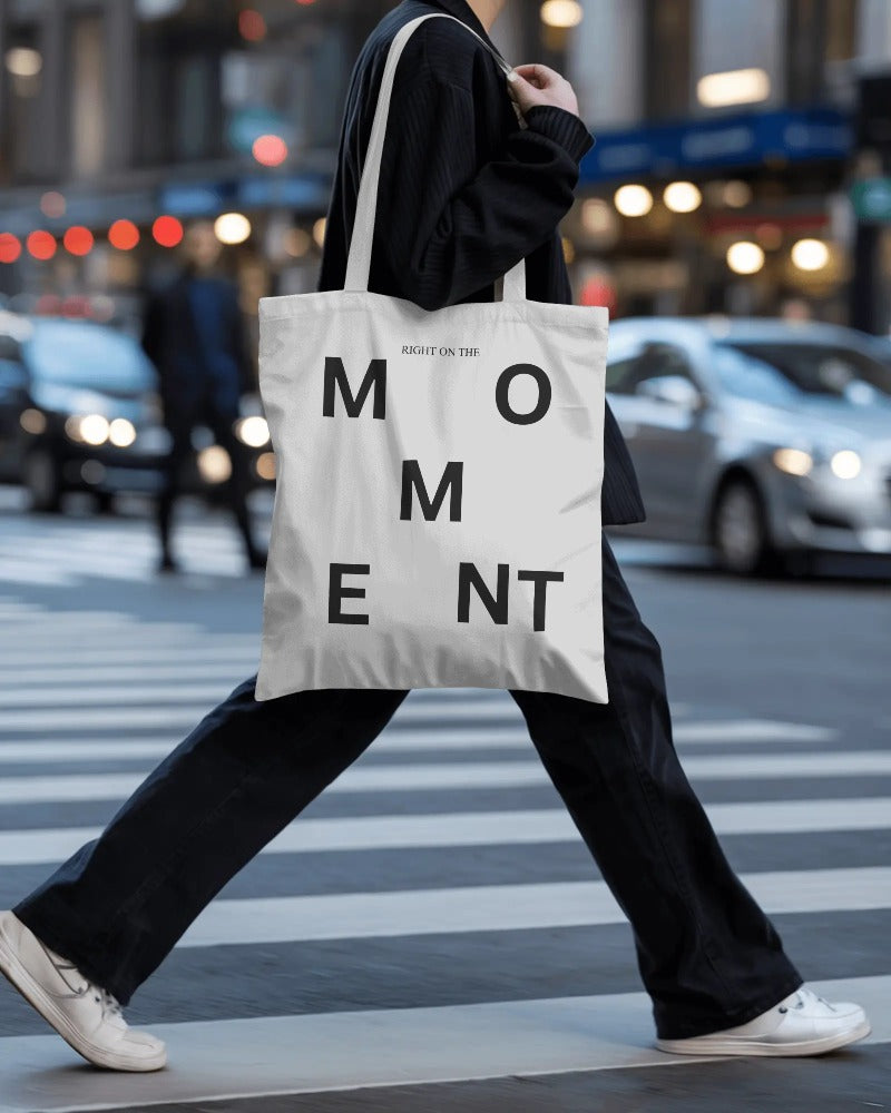 MOMENT TOTE BAG